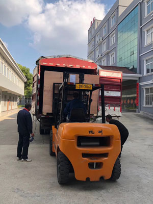 大容量脫水機發貨 大容量脫水機發貨